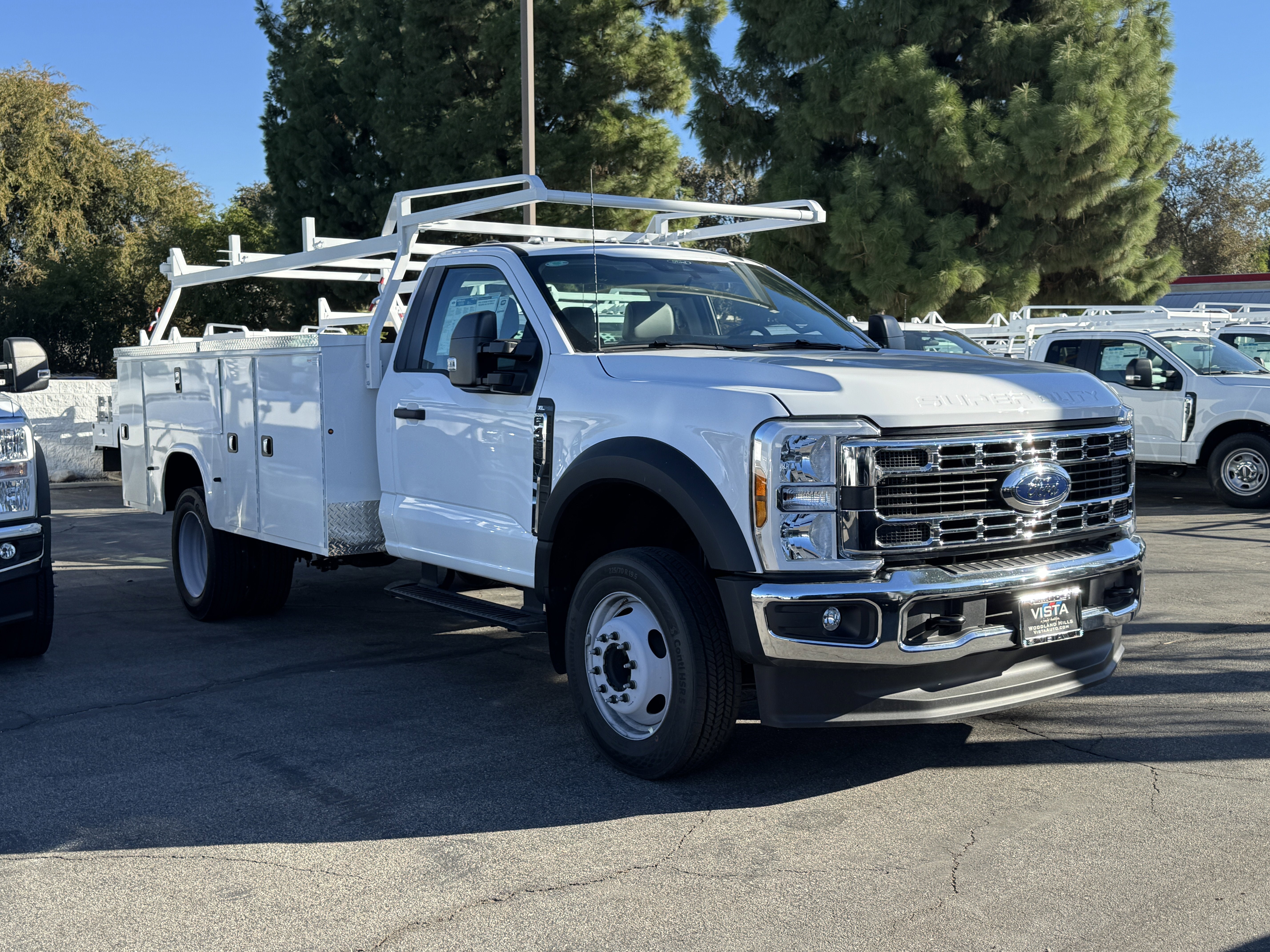 2024 Ford Super Duty F-450 DRW XL 2WD Reg Cab 145 WB 60 CA