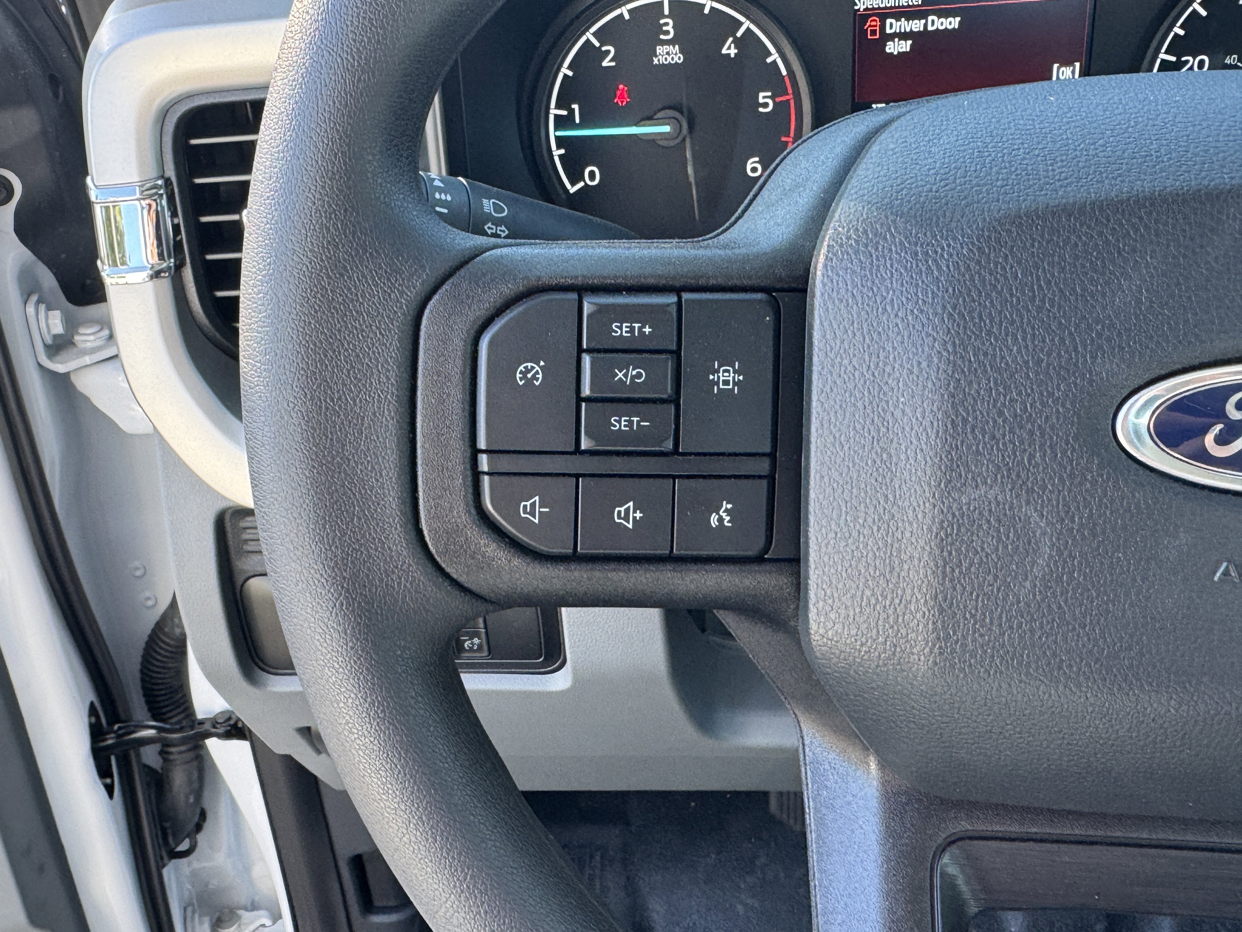 2024 Ford Super Duty F-450 DRW XL 2WD Reg Cab 145 WB 60 CA