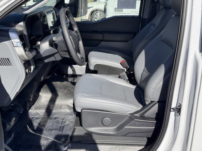 2024 Ford F-450 Super Duty Chassis XL Regular Cab DRW