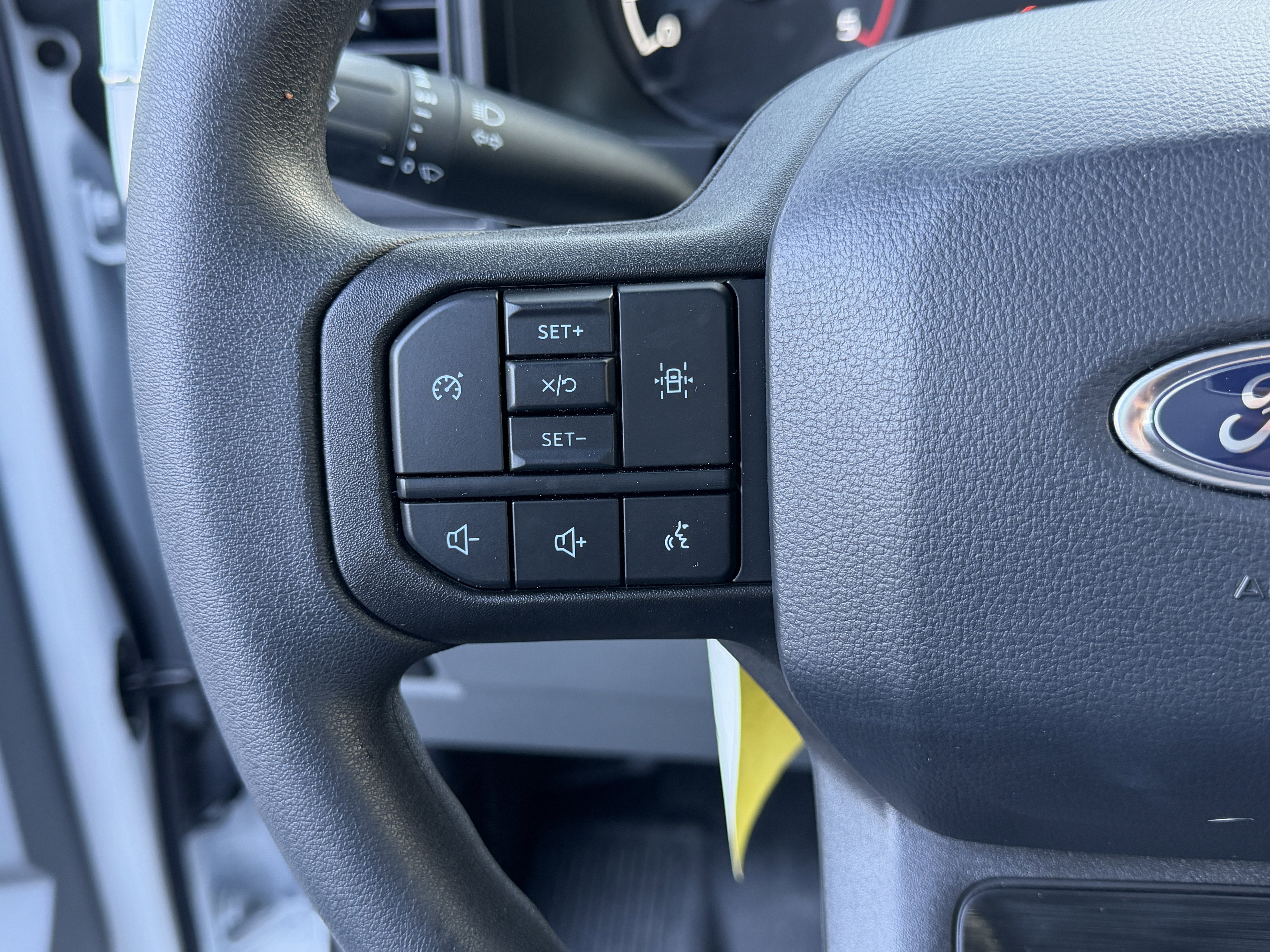 2024 Ford Super Duty F-450 DRW XL 2WD Reg Cab 145 WB 60 CA