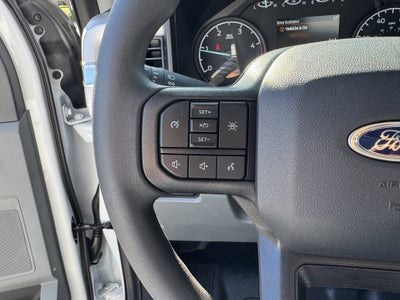 2025 Ford Super Duty F-450 DRW XL 2WD Reg Cab 169 WB 84 CA