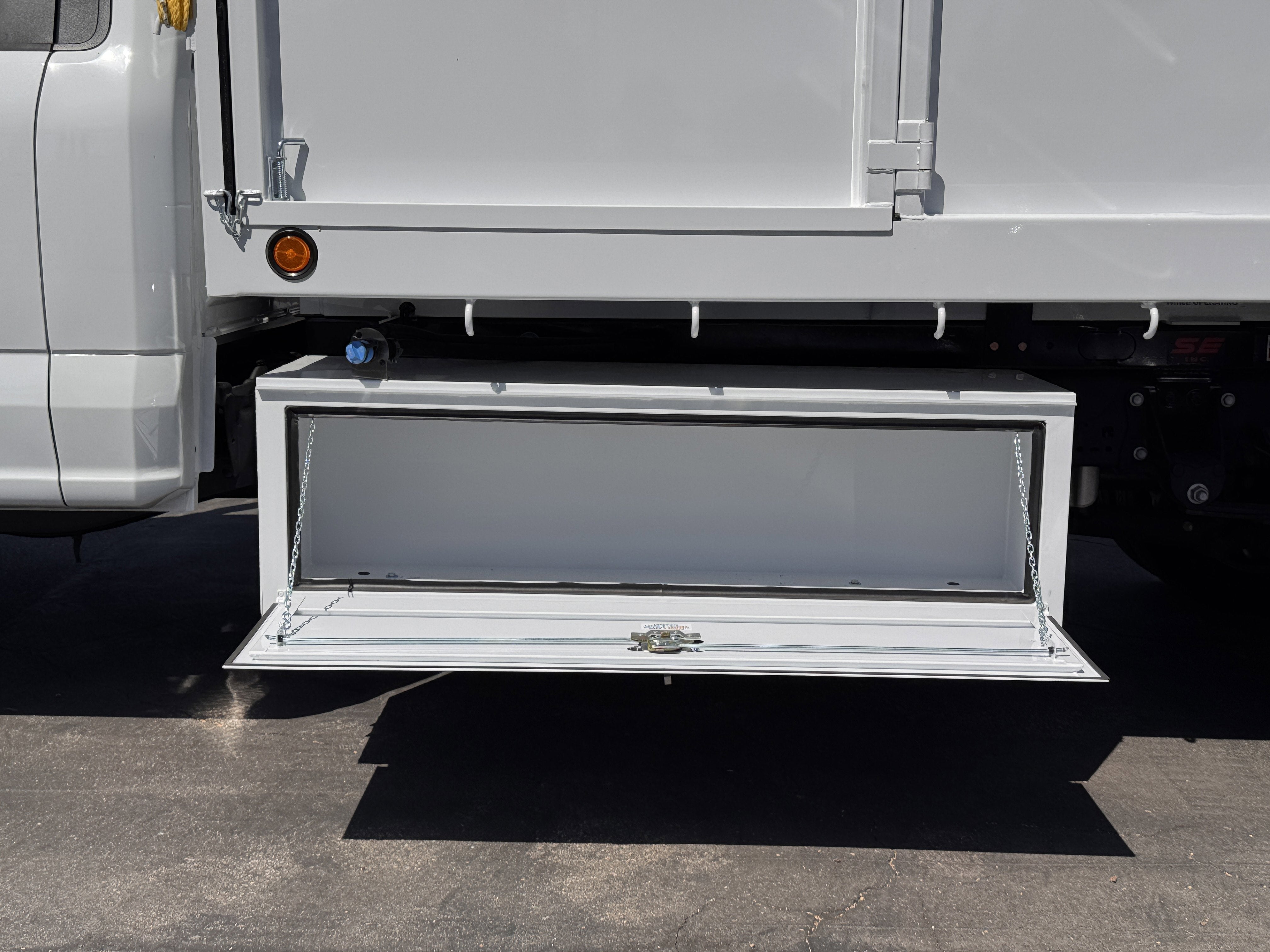 2024 Ford Super Duty F-450 DRW XL 4WD Reg Cab 145 WB 60 CA