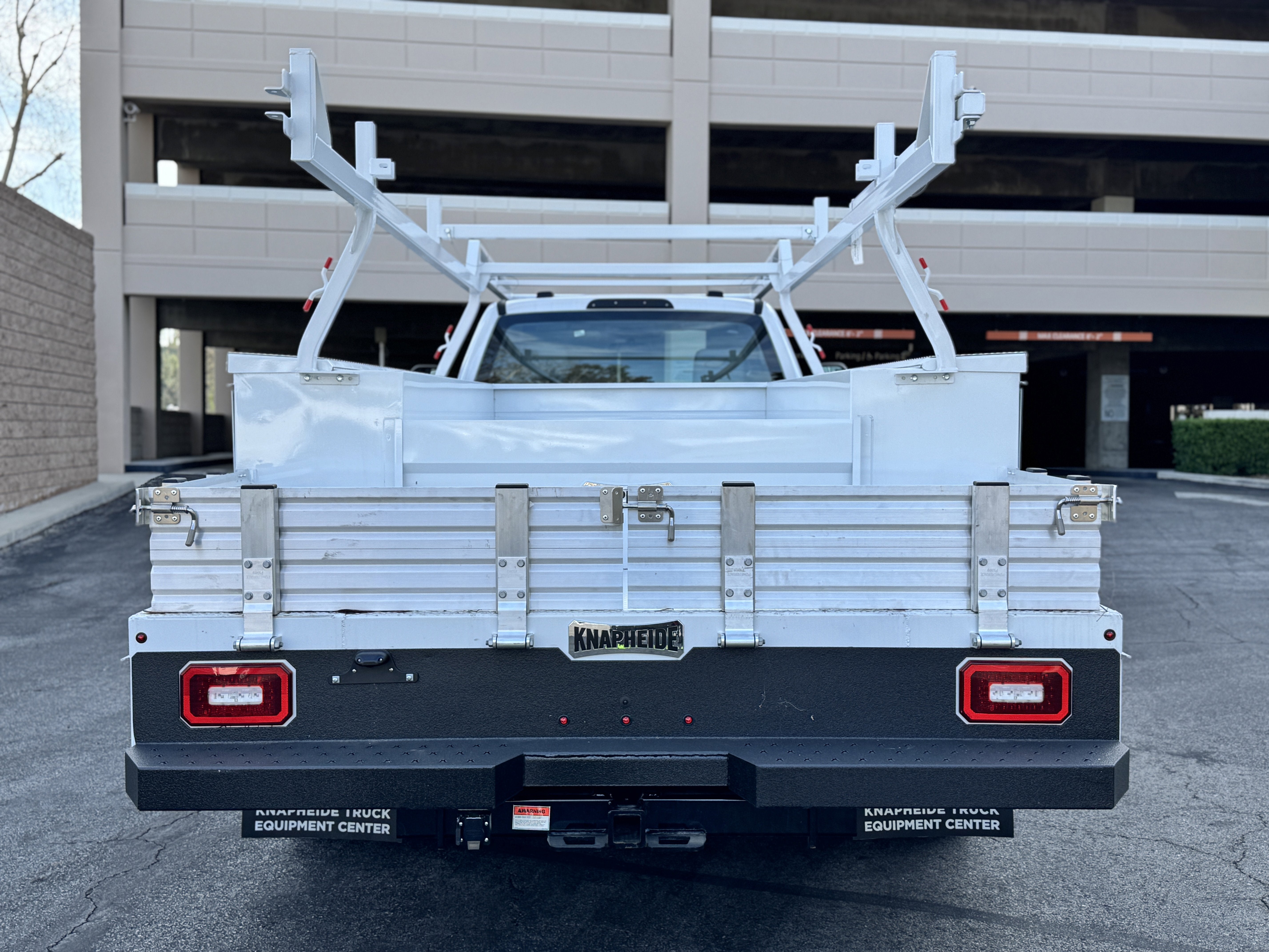 2024 Ford Super Duty F-550 DRW XL 2WD Reg Cab 145 WB 60 CA