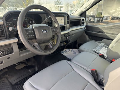 2024 Ford Super Duty F-550 DRW XL