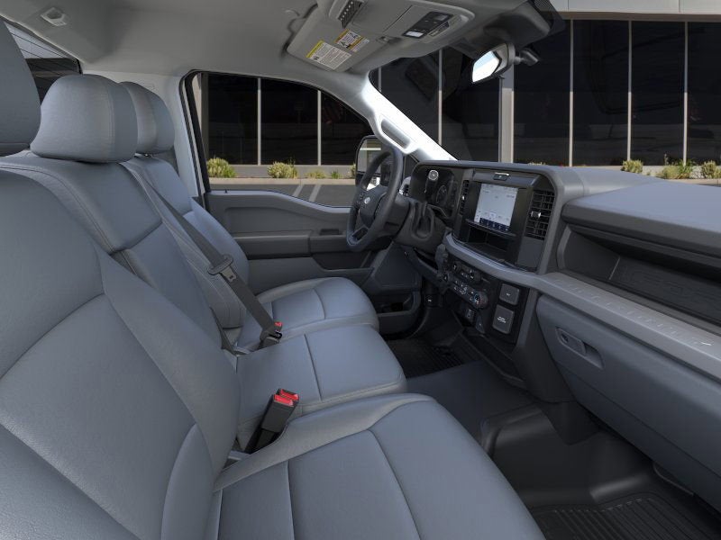 2025 Ford Super Duty F-550 DRW XL 2WD Reg Cab 145 WB 60 CA