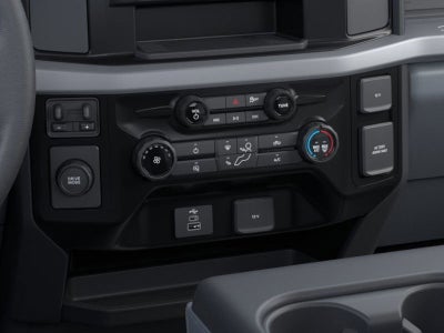 2025 Ford Super Duty F-550 DRW XL 2WD Reg Cab 169 WB 84 CA