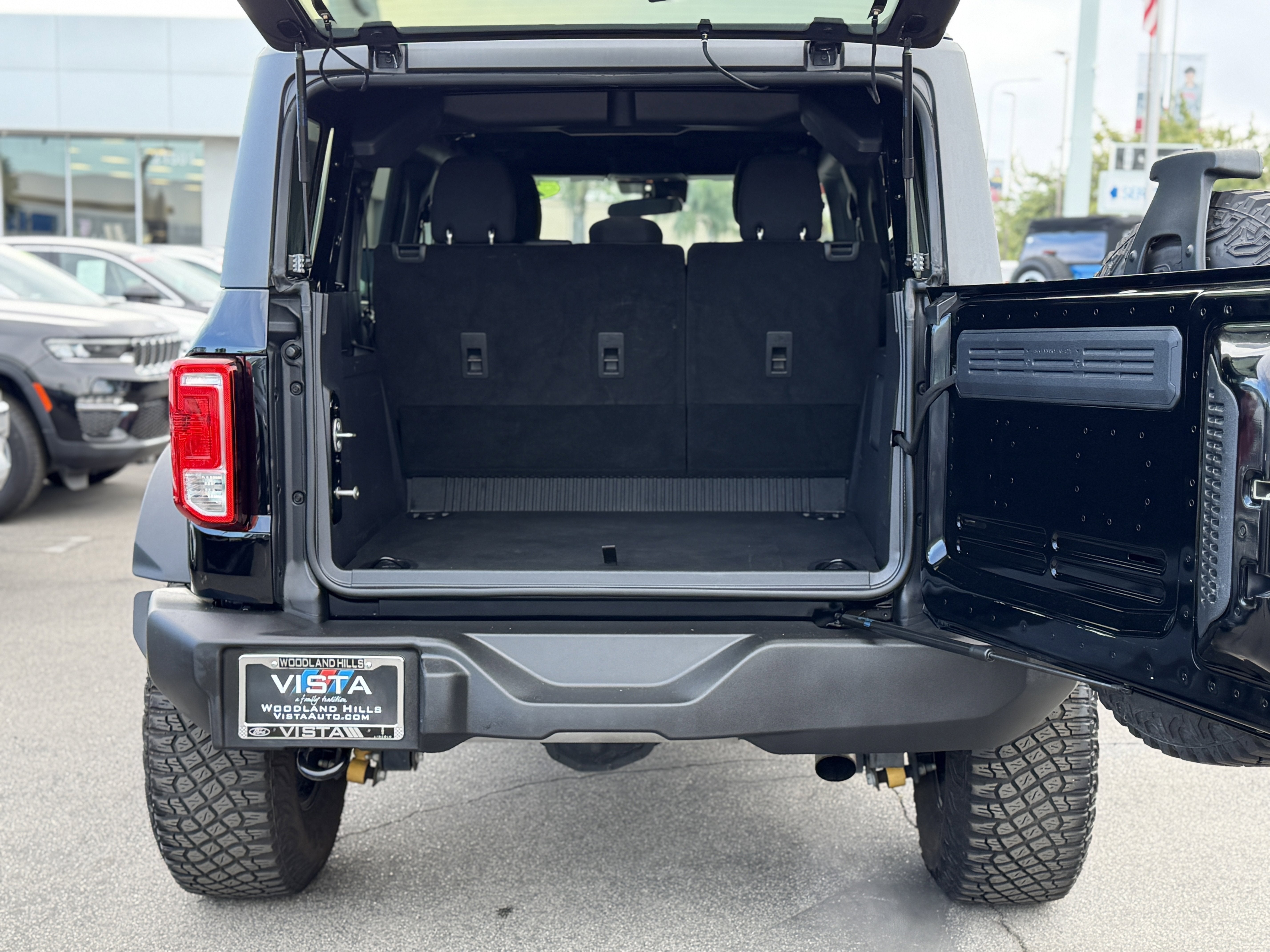 2023 Ford Bronco Base 4 Door Advanced 4x4