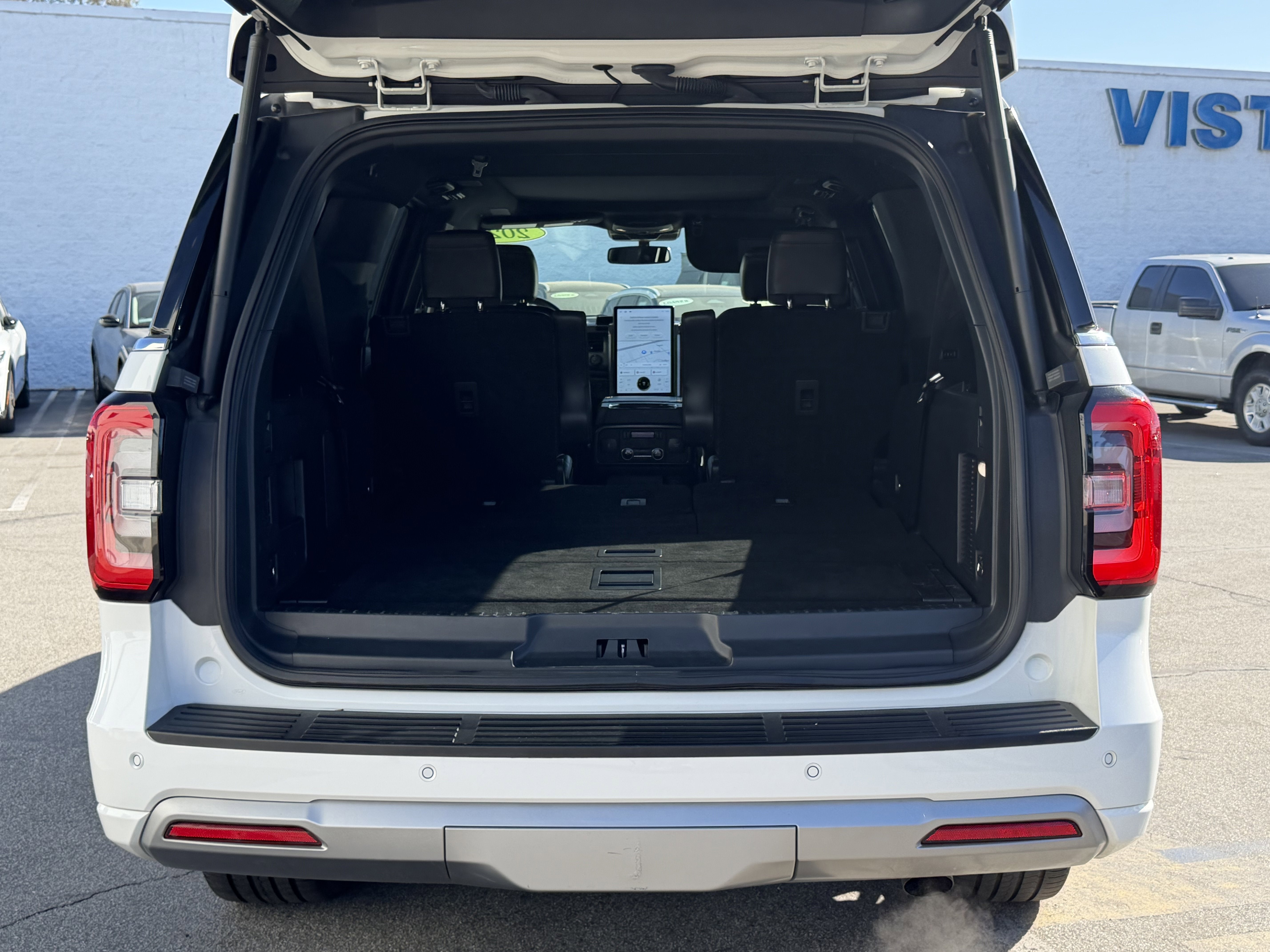 2023 Ford Expedition Max Platinum