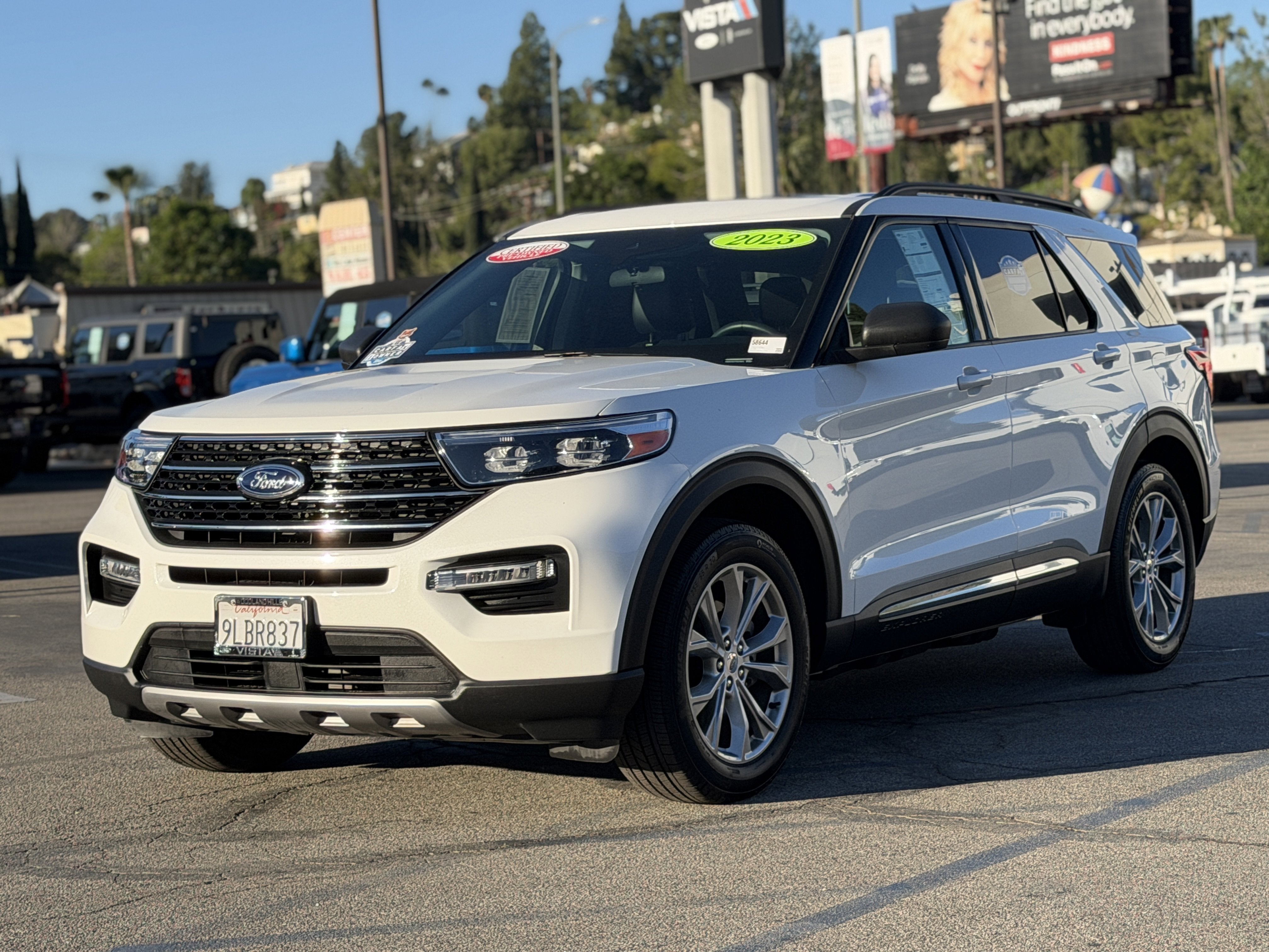 2023 Ford Explorer XLT