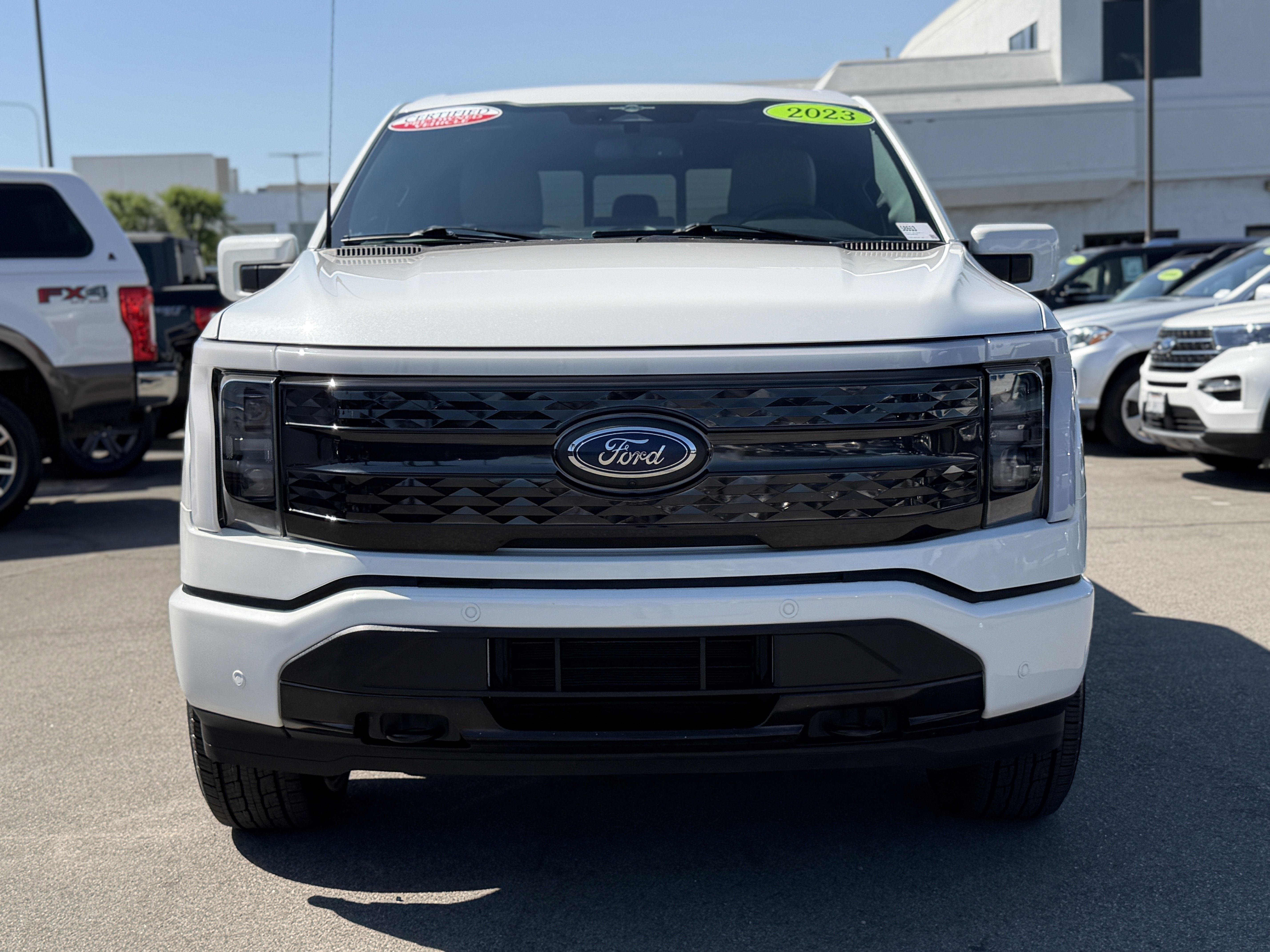 2023 Ford F-150 Lightning Platinum 4WD SuperCrew 5.5' Box