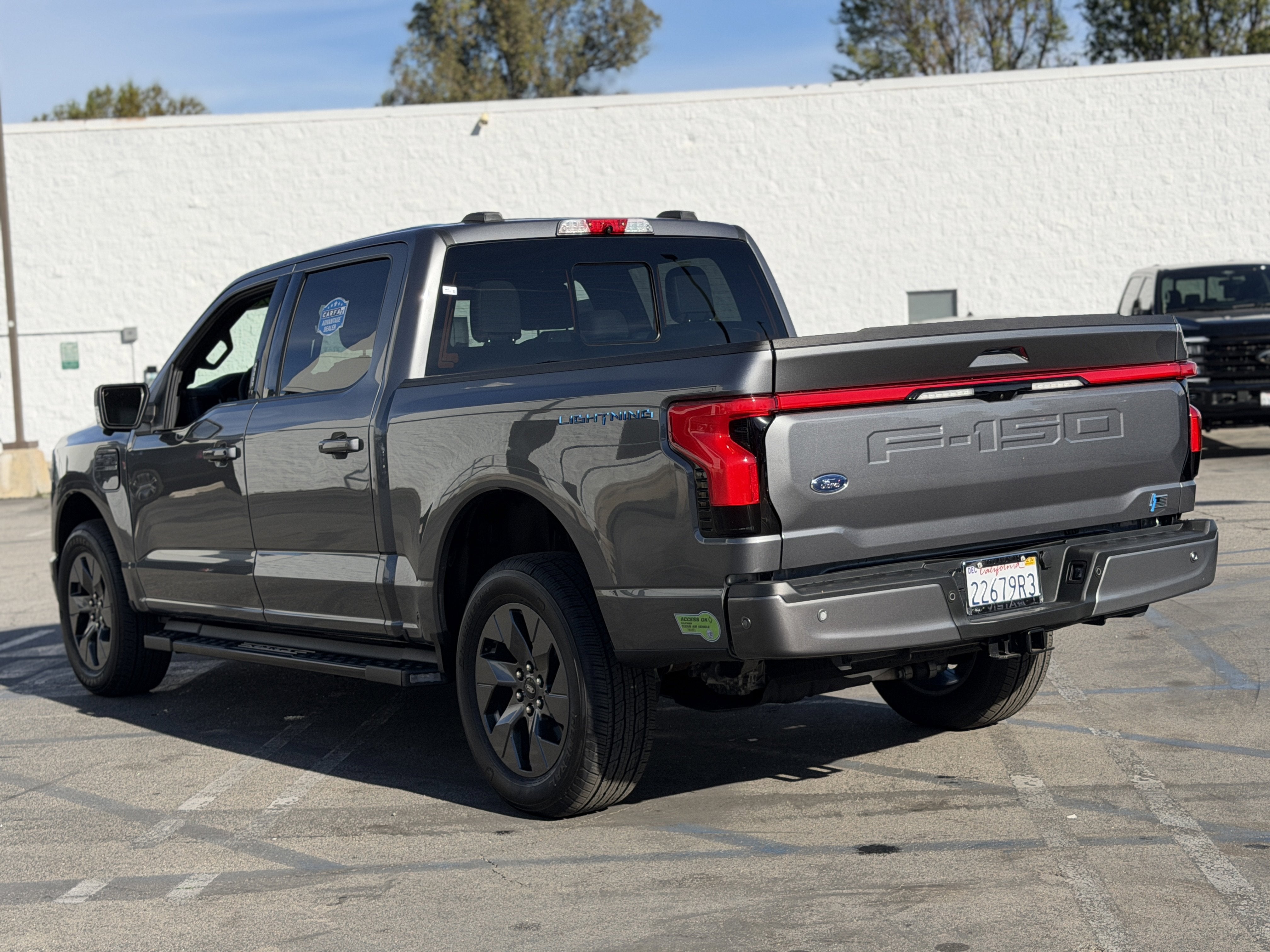 2023 Ford F-150 Lightning LARIAT