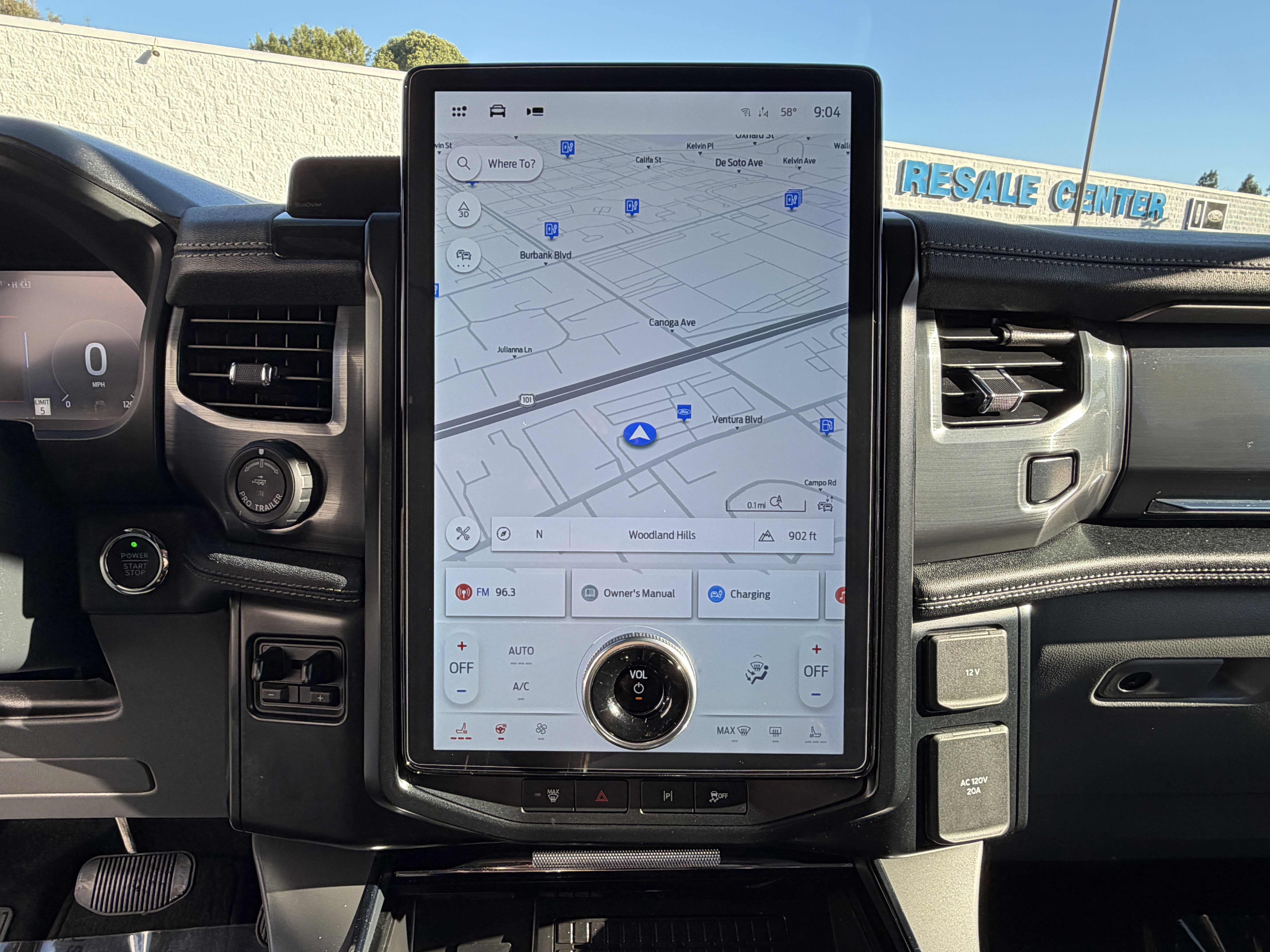 2024 Ford F-150 Lightning Flash