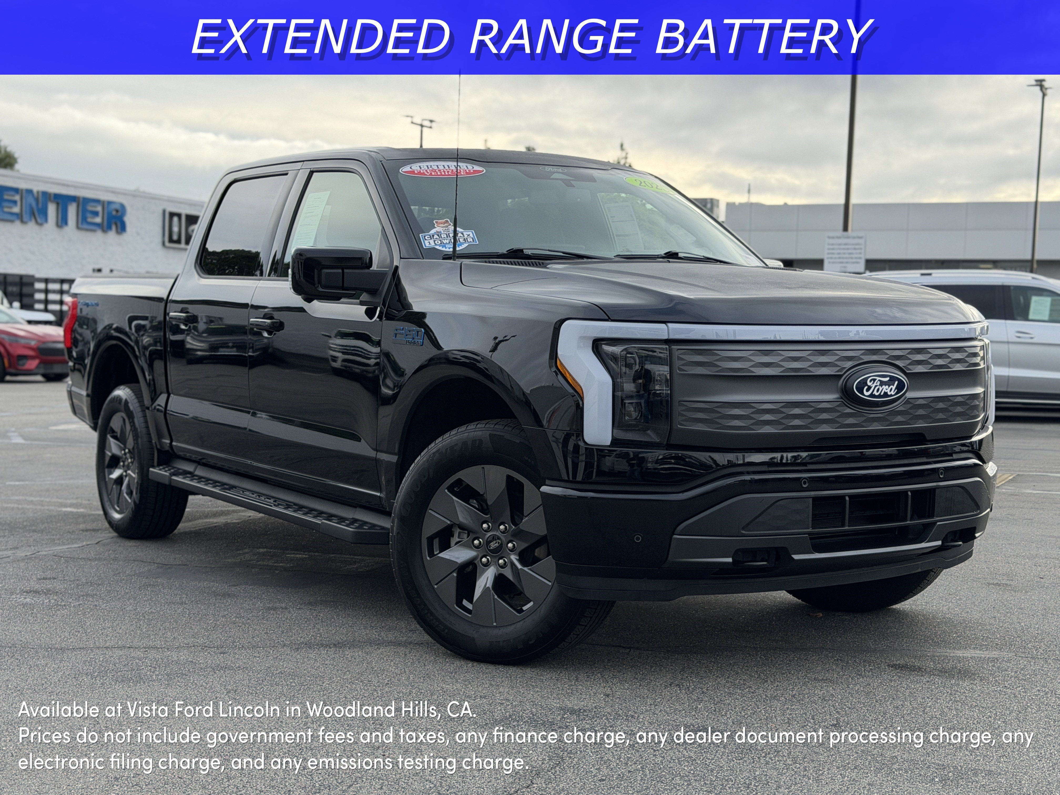 2025 Ford F-150 Lightning LARIAT