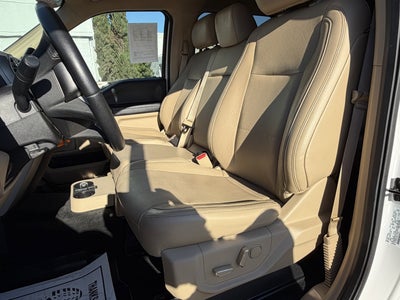 2017 Ford Super Duty F-250 SRW Lariat 4WD Crew Cab 8' Box