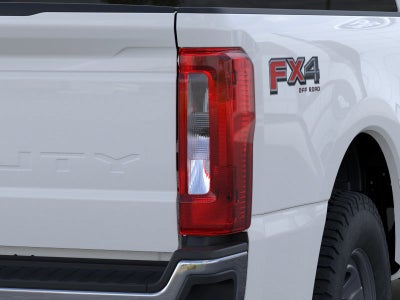 2026 Ford Super Duty F-350 SRW XL 4WD Crew Cab 6.75' Box