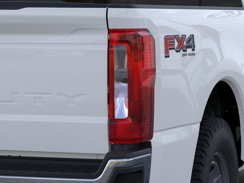 2026 Ford Super Duty F-350 SRW XL 4WD Crew Cab 6.75' Box