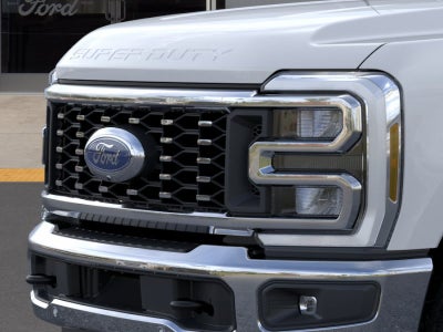 2026 Ford Super Duty F-350 DRW XL 4WD Crew Cab 8' Box