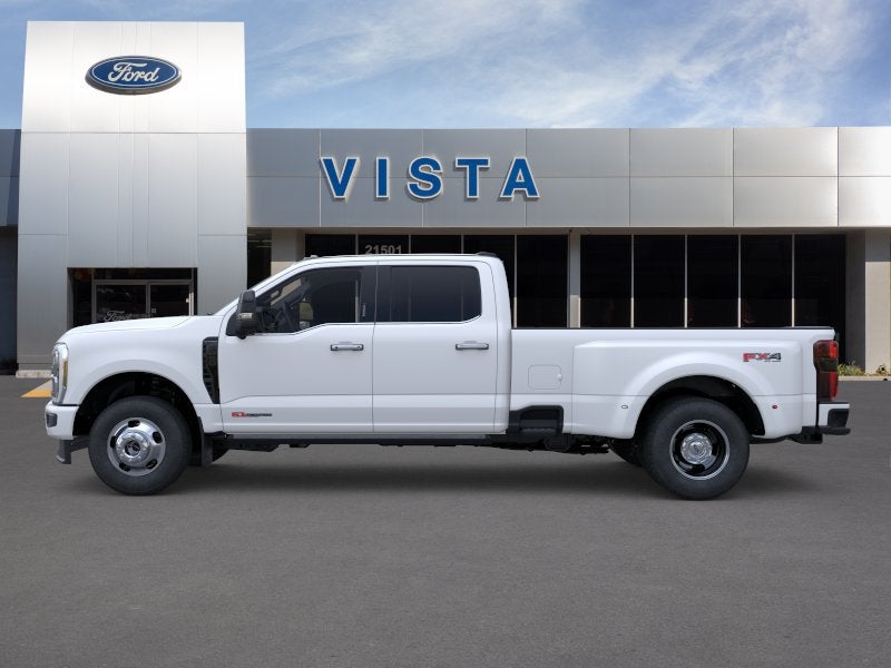 2026 Ford Super Duty F-350 DRW PLATINUM 4WD Crew Cab 8' Box