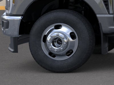 2026 Ford Super Duty F-350 DRW XL 4WD Crew Cab 8' Box
