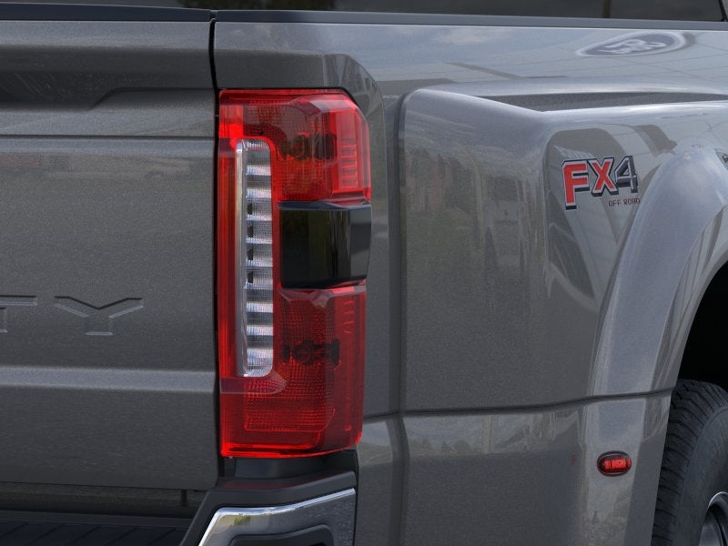 2026 Ford Super Duty F-350 DRW XL 4WD Crew Cab 8' Box