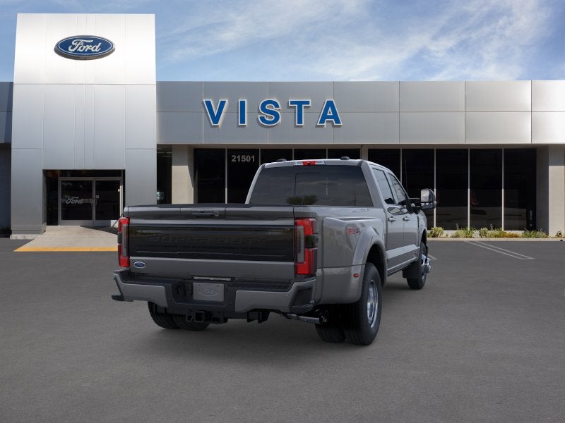 2026 Ford Super Duty F-350 DRW PLATINUM 4WD Crew Cab 8' Box