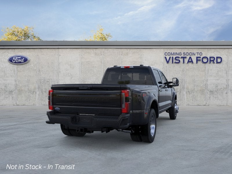 2026 Ford Super Duty F-450 DRW PLATINUM 4WD Crew Cab 8' Box