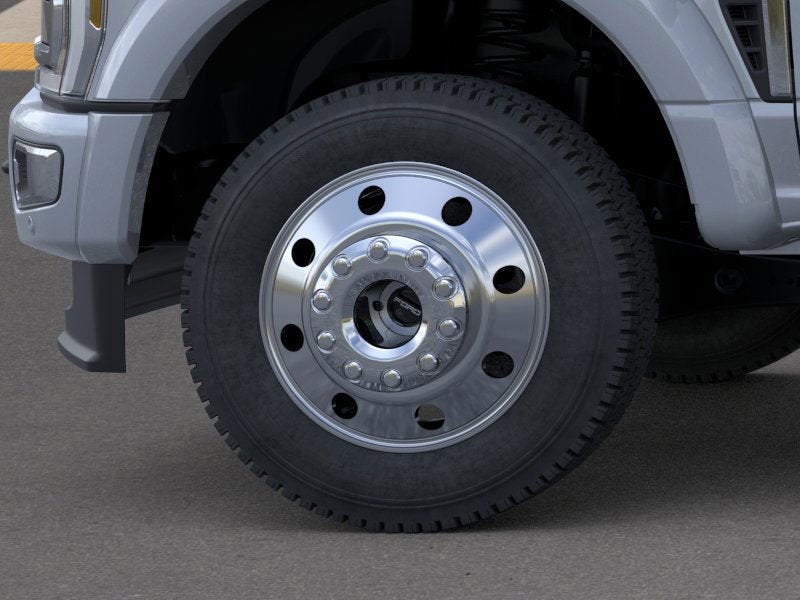 2026 Ford Super Duty F-450 DRW PLATINUM 4WD Crew Cab 8' Box