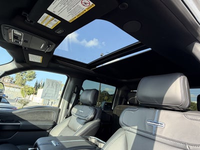2026 Ford Super Duty F-450 DRW XL 4WD Crew Cab 8' Box