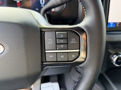 2026 Ford Super Duty F-450 DRW XL 4WD Crew Cab 8' Box