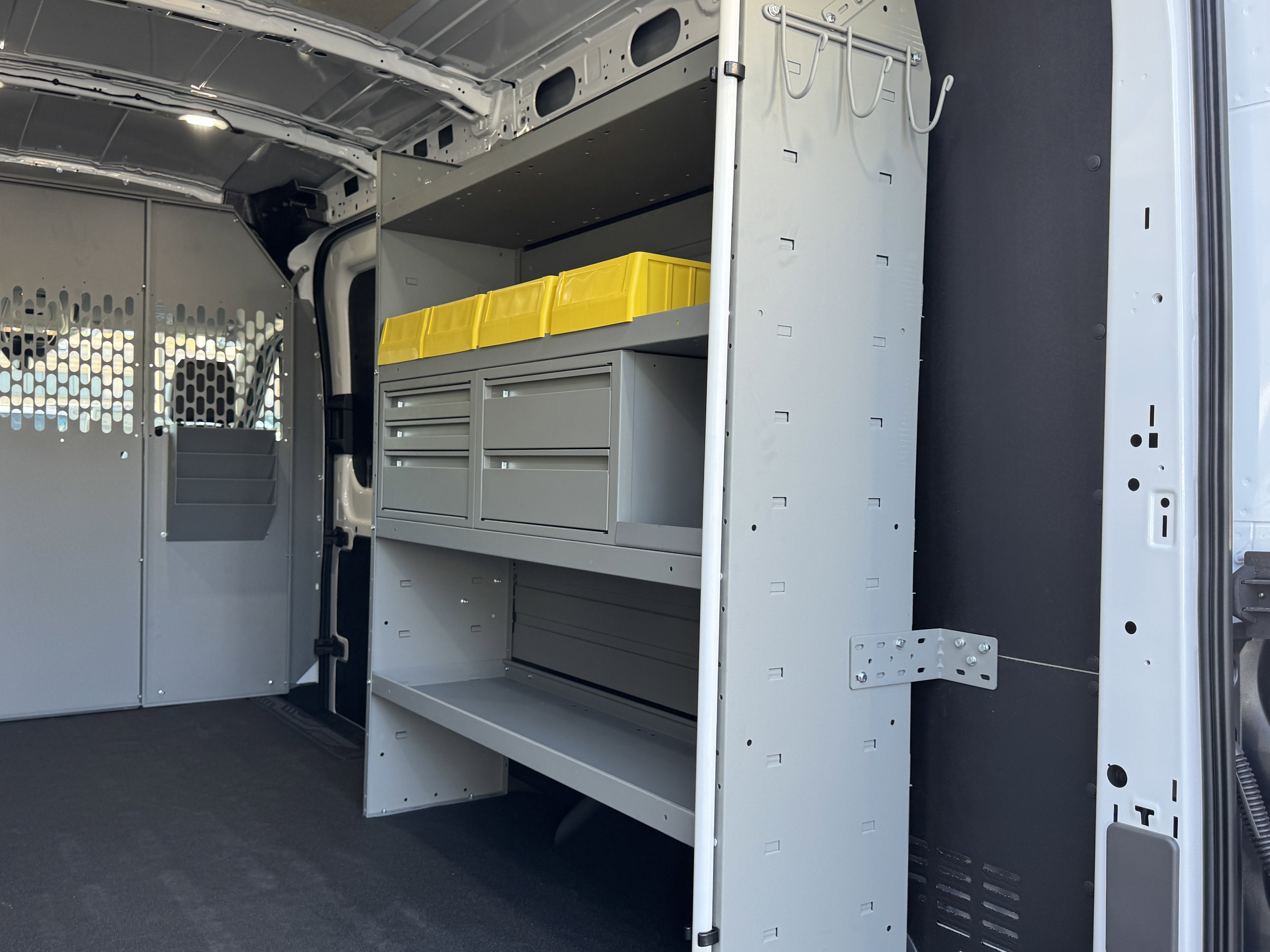 2025 Ford Transit Cargo Van T-250 148 Med Rf 9070 GVWR RWD