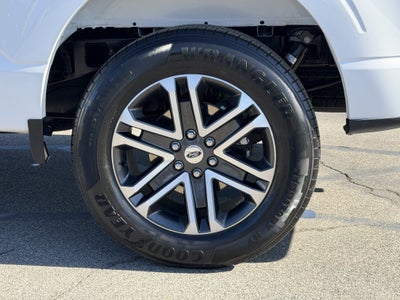 2023 Ford F-150 XL 2WD SuperCrew 5.5' Box