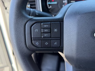 2023 Ford F-150 XL 2WD SuperCrew 5.5' Box