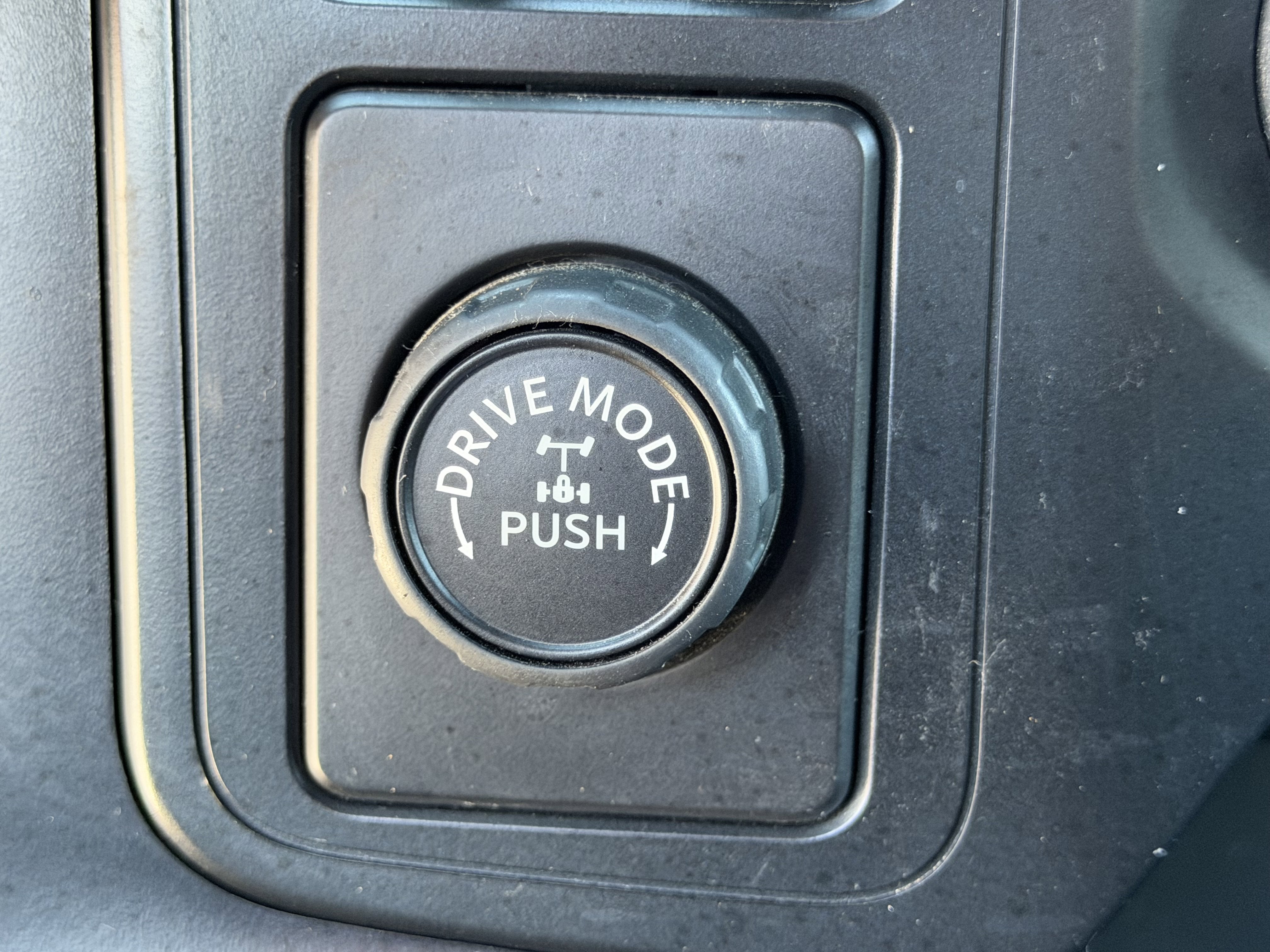 2023 Ford F-150 XL 2WD SuperCrew 5.5' Box