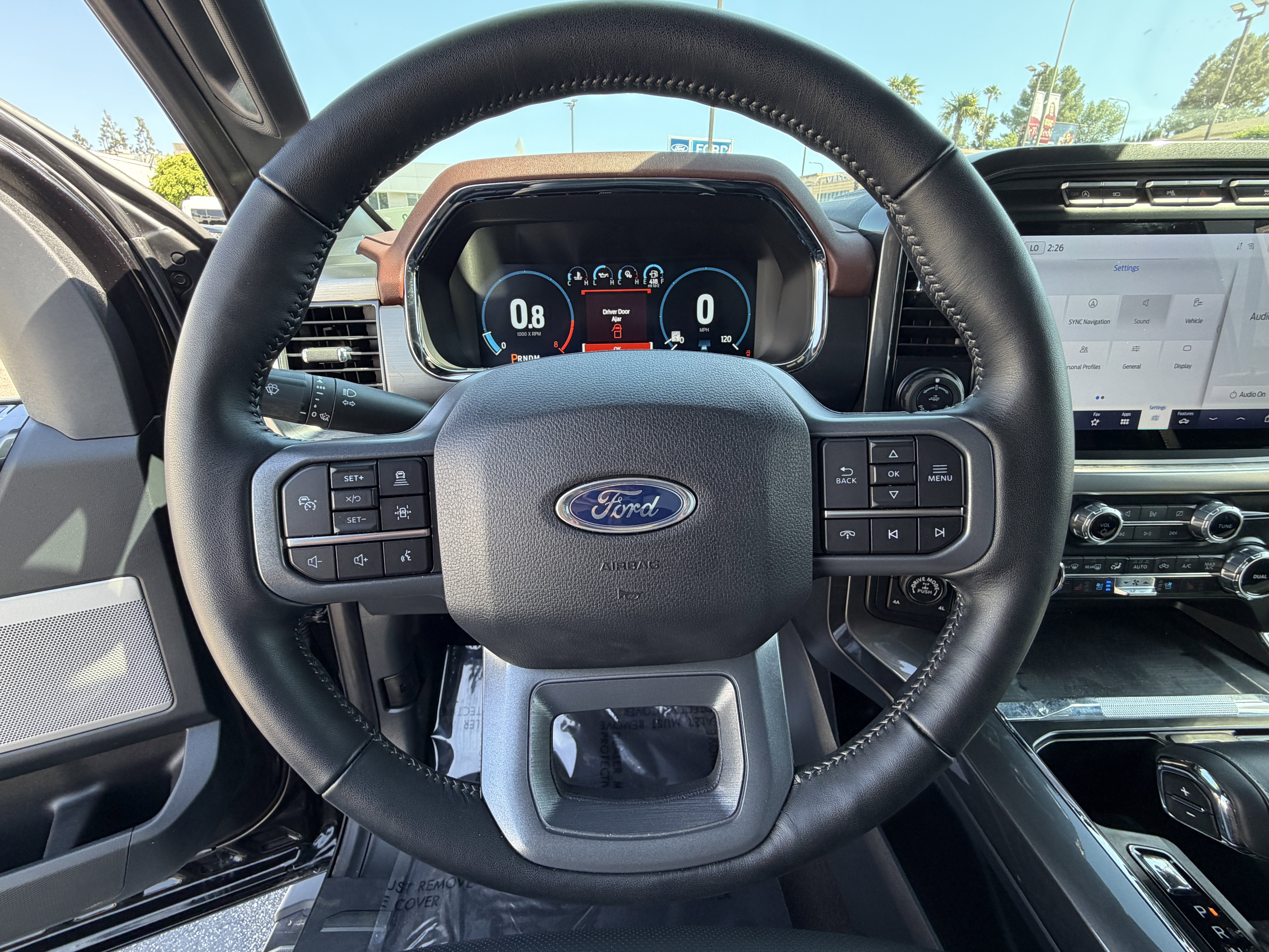 2023 Ford F-150 LARIAT 4WD SuperCrew 5.5' Box