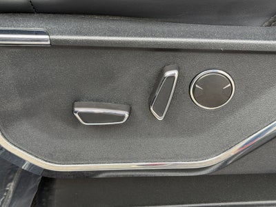 2022 Ford F-150 Platinum 4WD SuperCrew 5.5' Box