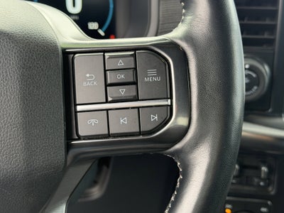 2022 Ford F-150 Platinum 4WD SuperCrew 5.5' Box