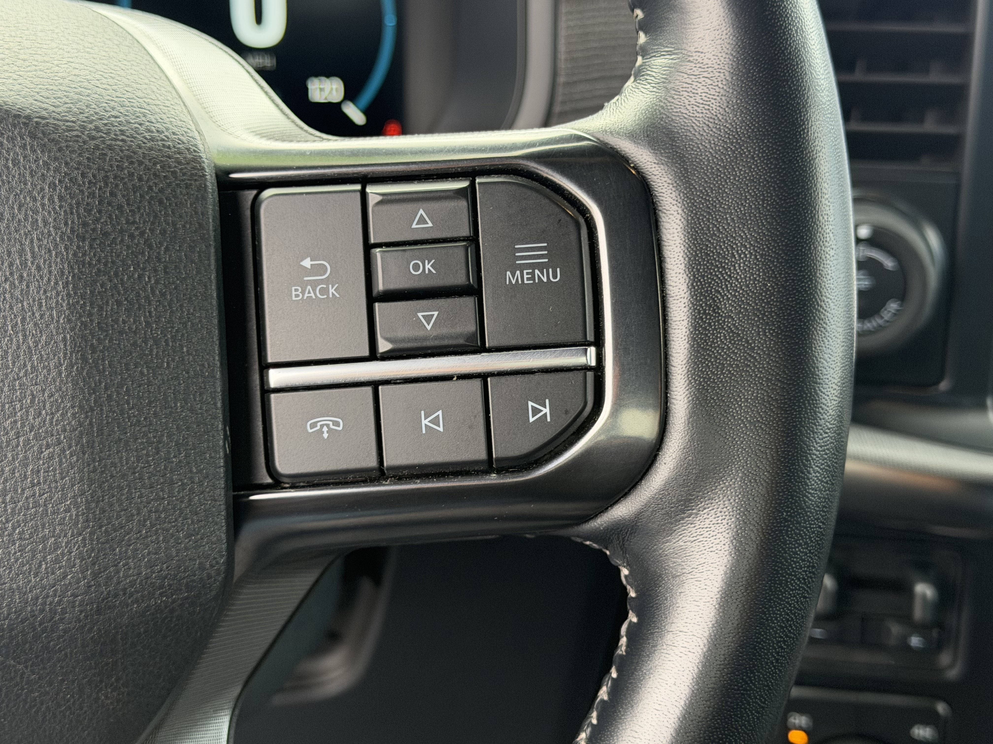 2022 Ford F-150 Platinum 4WD SuperCrew 5.5' Box