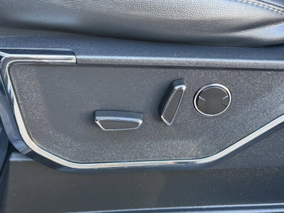 2023 Ford F-150 LARIAT 4WD SuperCrew 5.5' Box