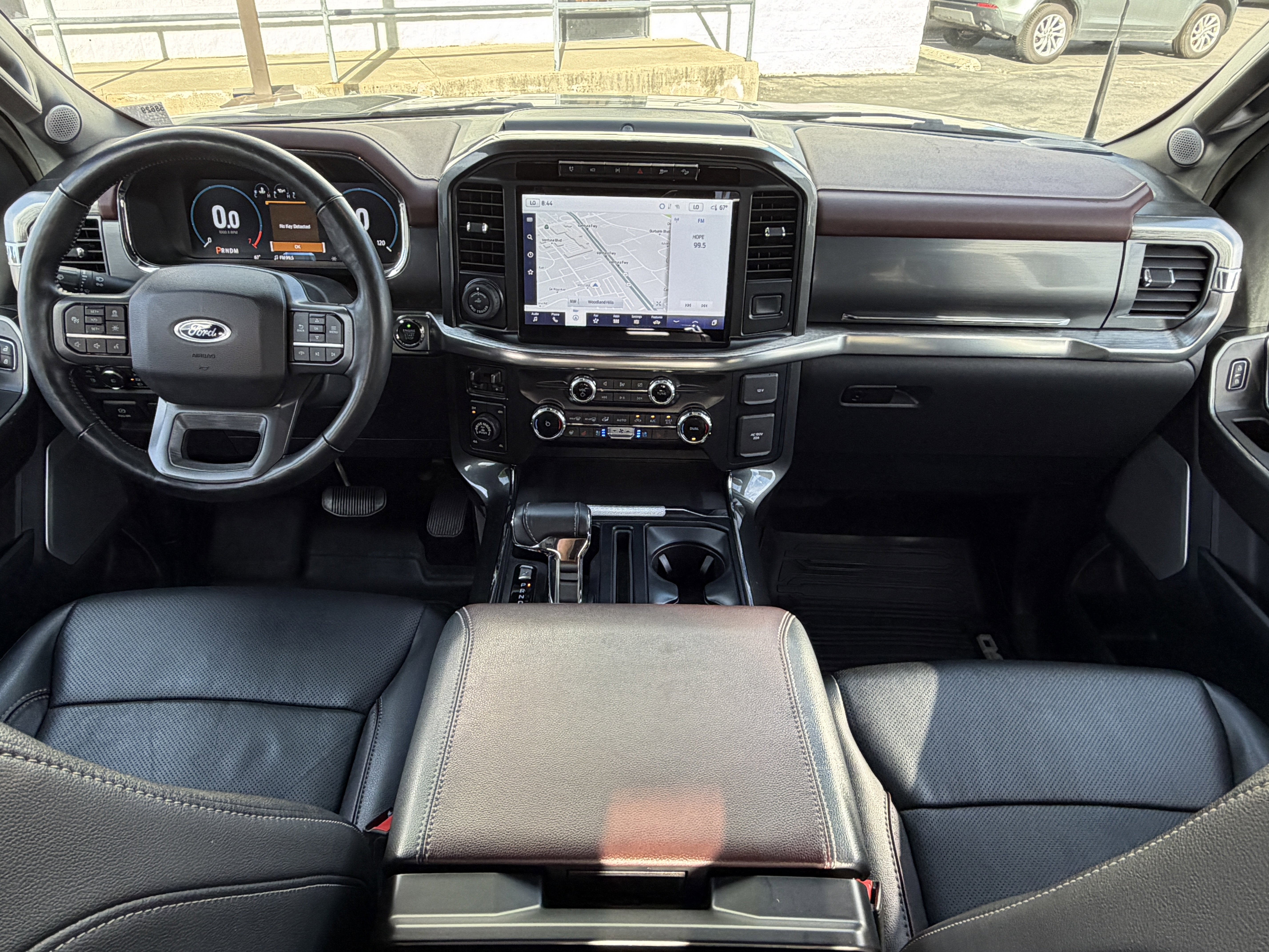 2022 Ford F-150 LARIAT 4WD SuperCrew 5.5' Box