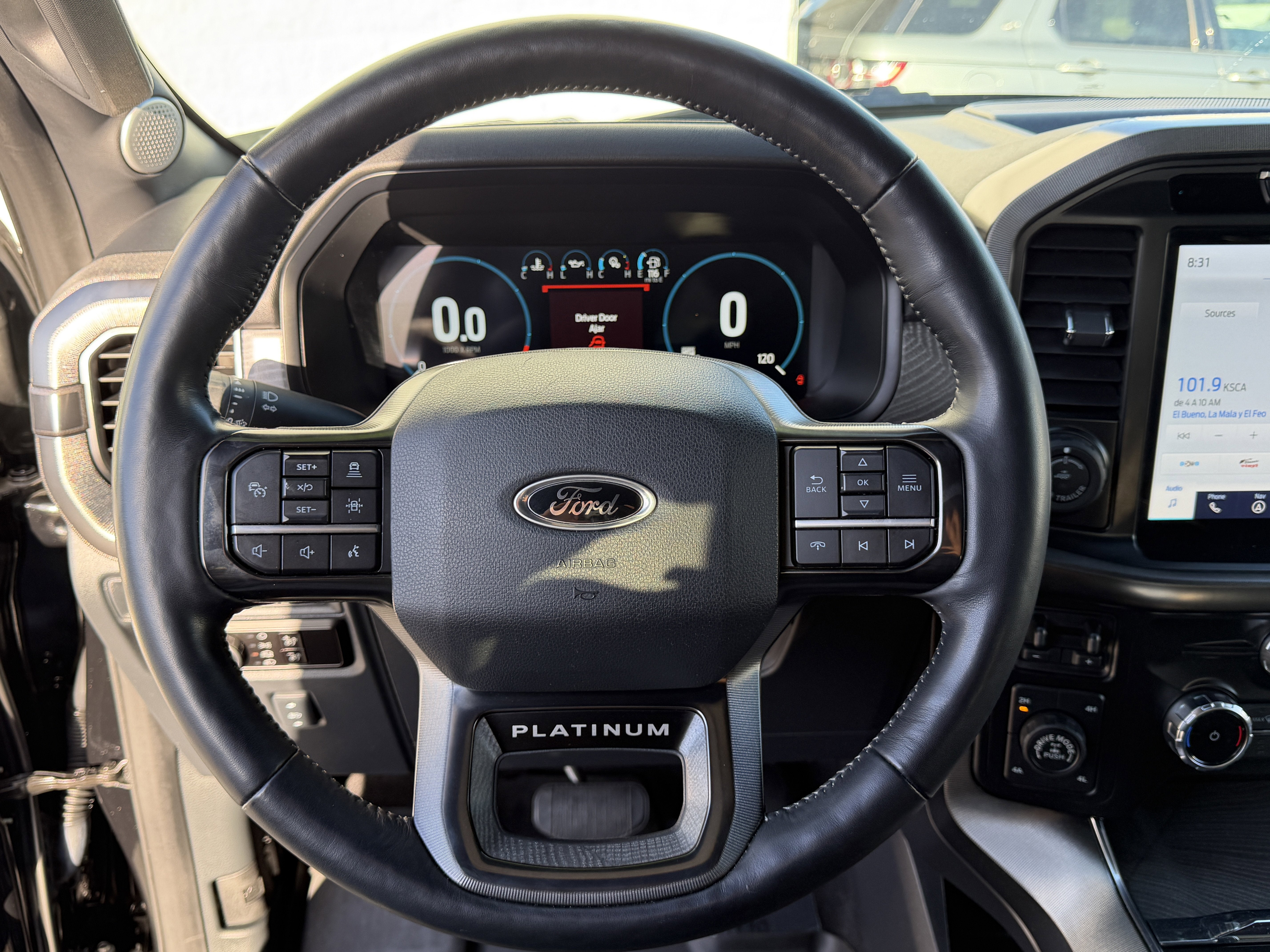 2023 Ford F-150 Platinum 4WD SuperCrew 5.5' Box