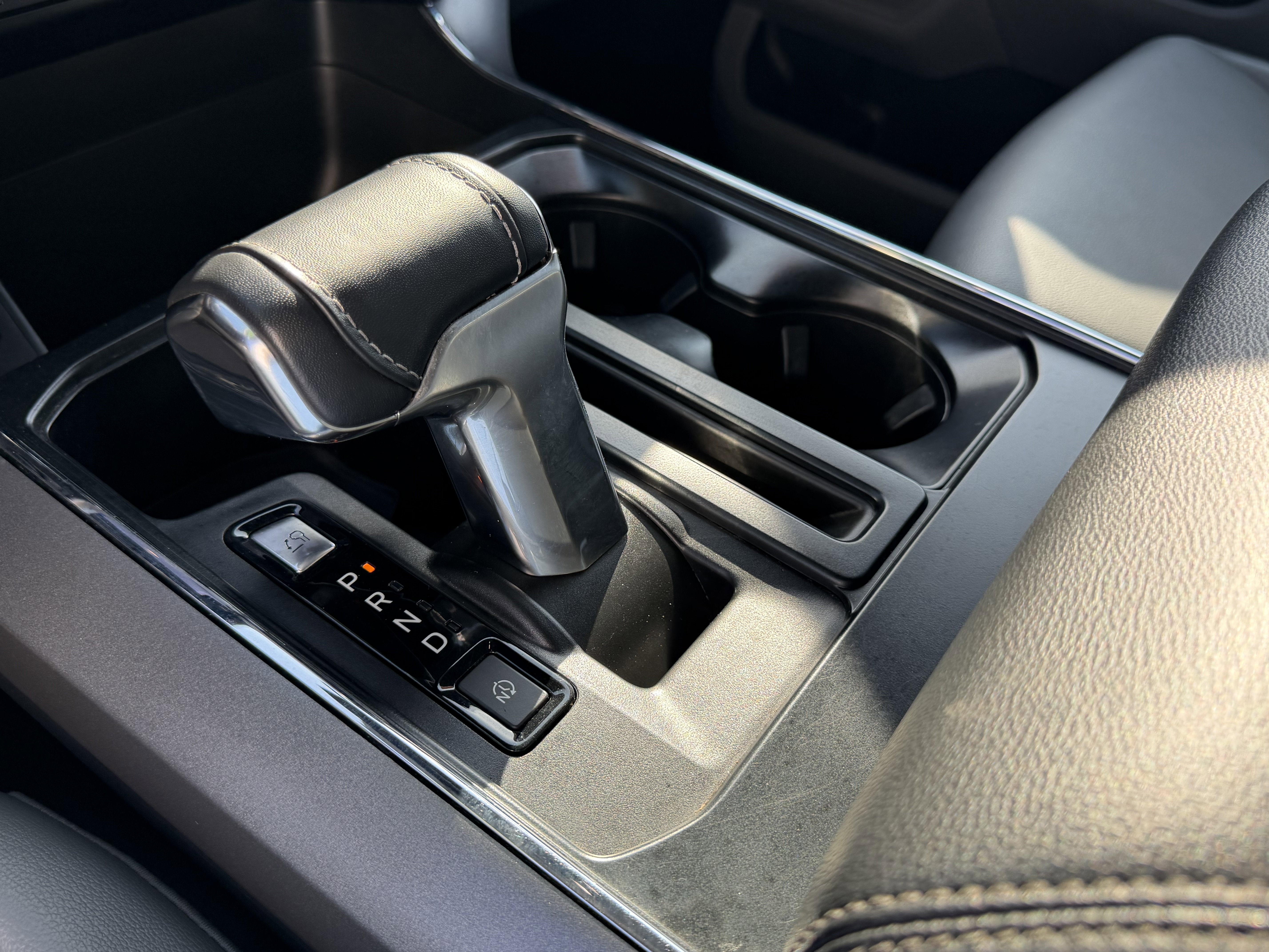 2023 Ford F-150 Lightning Pro 4WD SuperCrew 5.5' Box
