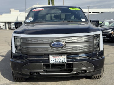 2023 Ford F-150 Lightning LARIAT 4WD SuperCrew 5.5' Box
