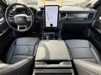 2023 Ford F-150 Lightning LARIAT 4WD SuperCrew 5.5' Box