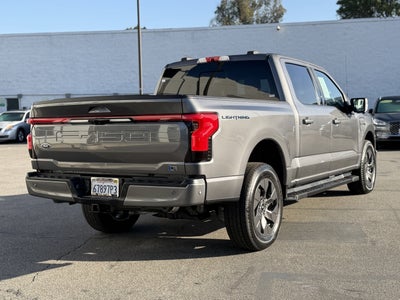 2022 Ford F-150 Lightning LARIAT