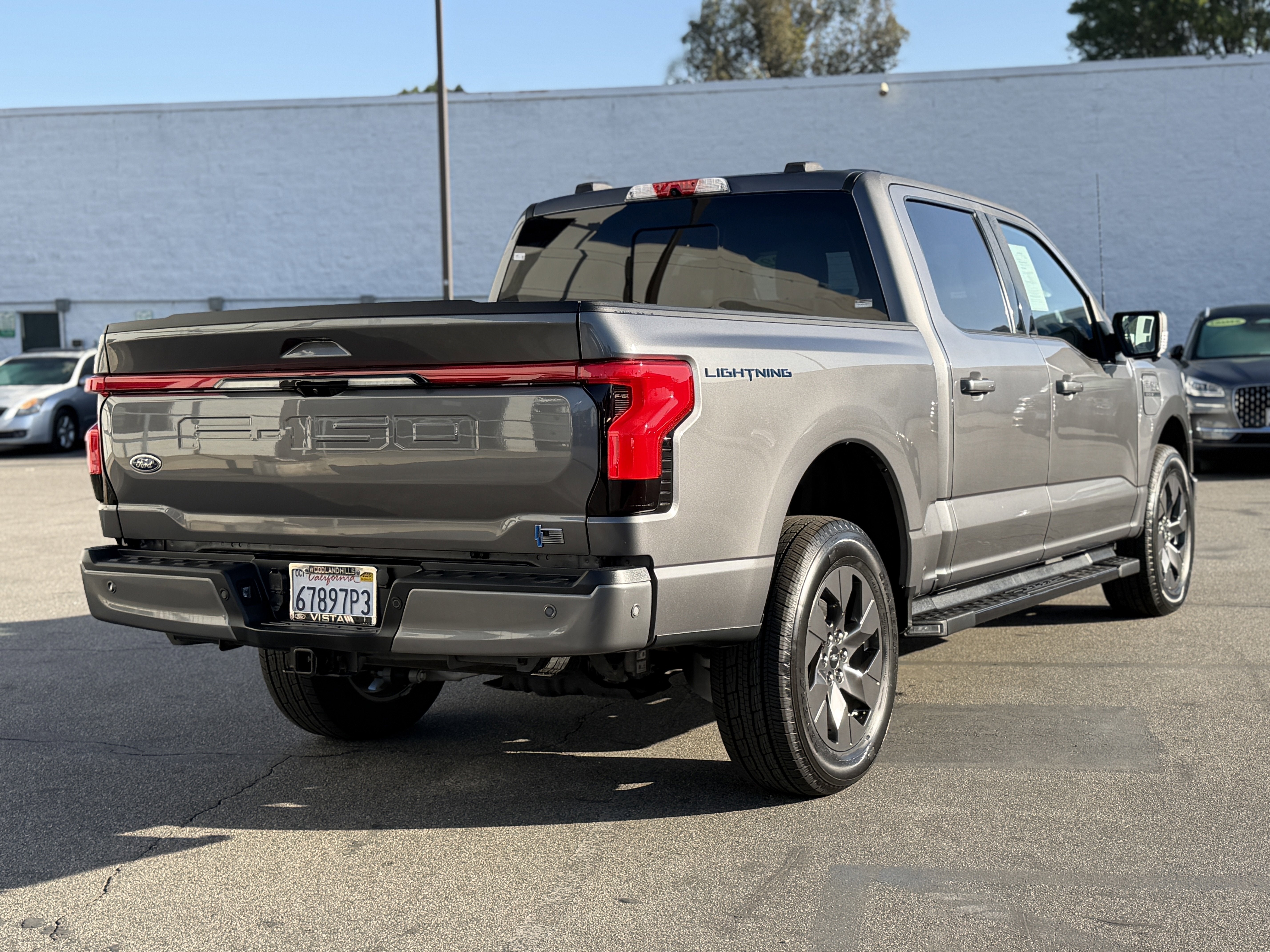 2022 Ford F-150 Lightning LARIAT