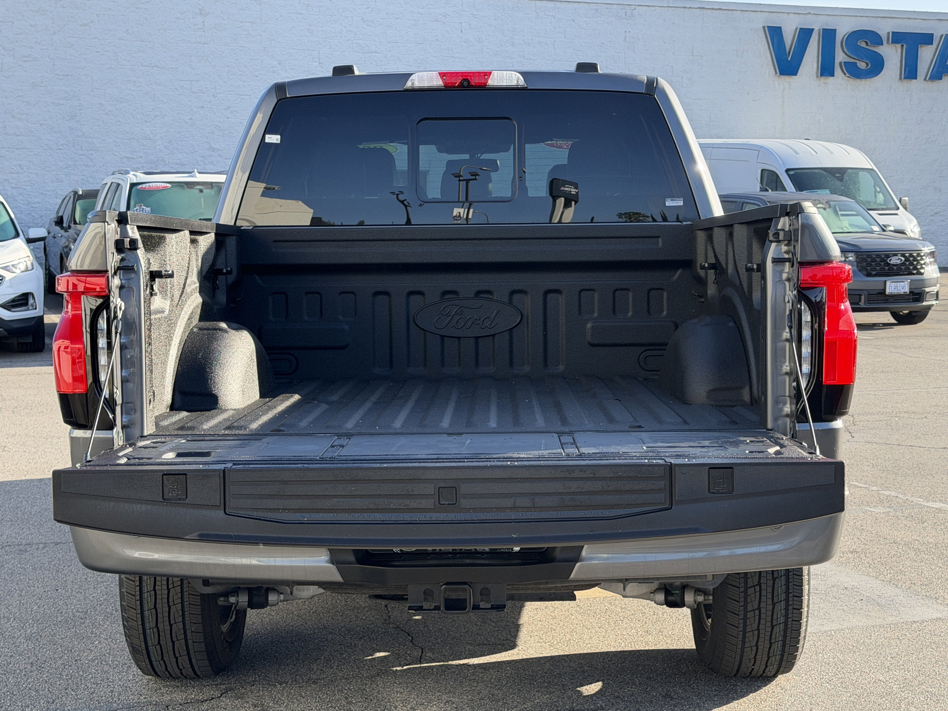 2022 Ford F-150 Lightning LARIAT