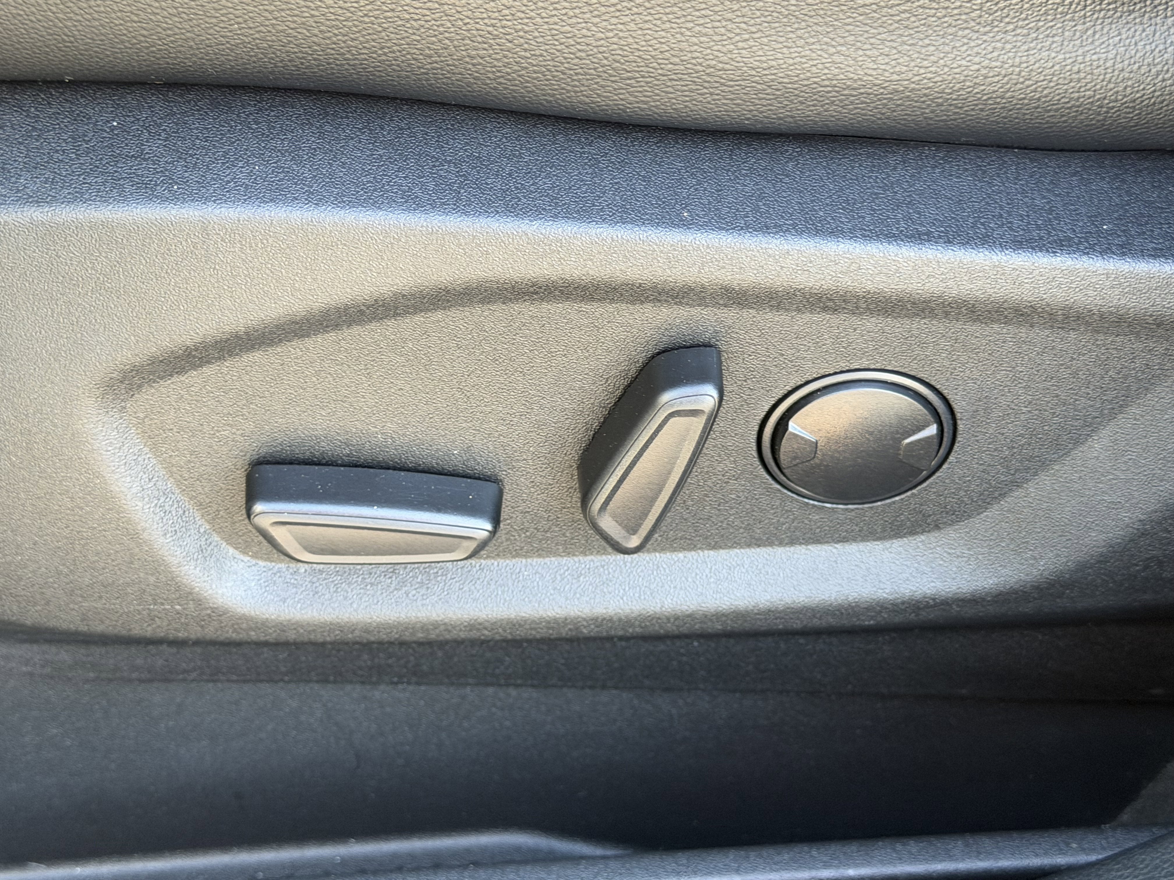 2023 Ford Edge ST