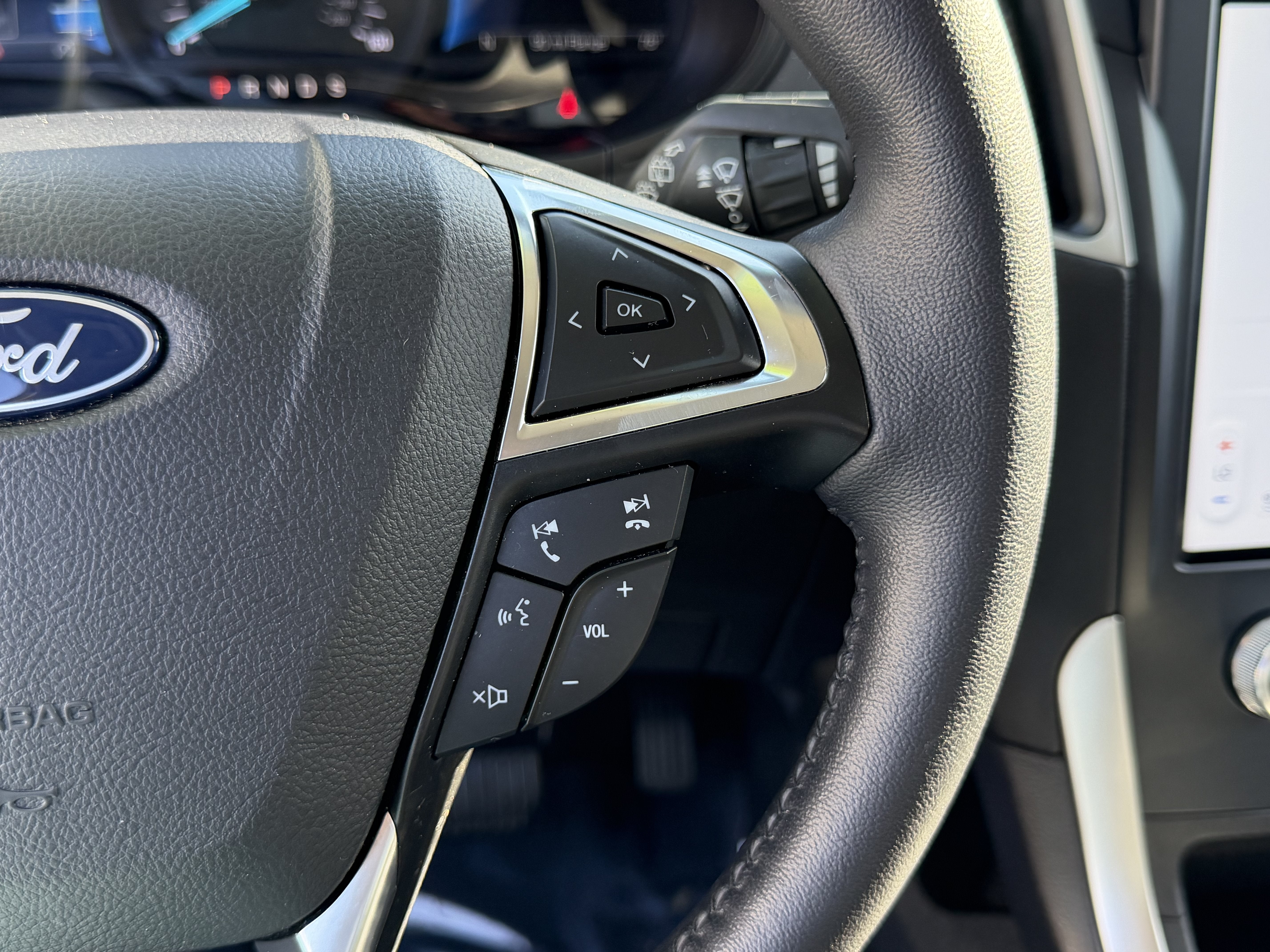 2023 Ford Edge SEL AWD