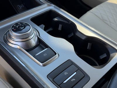 2023 Ford Edge Titanium