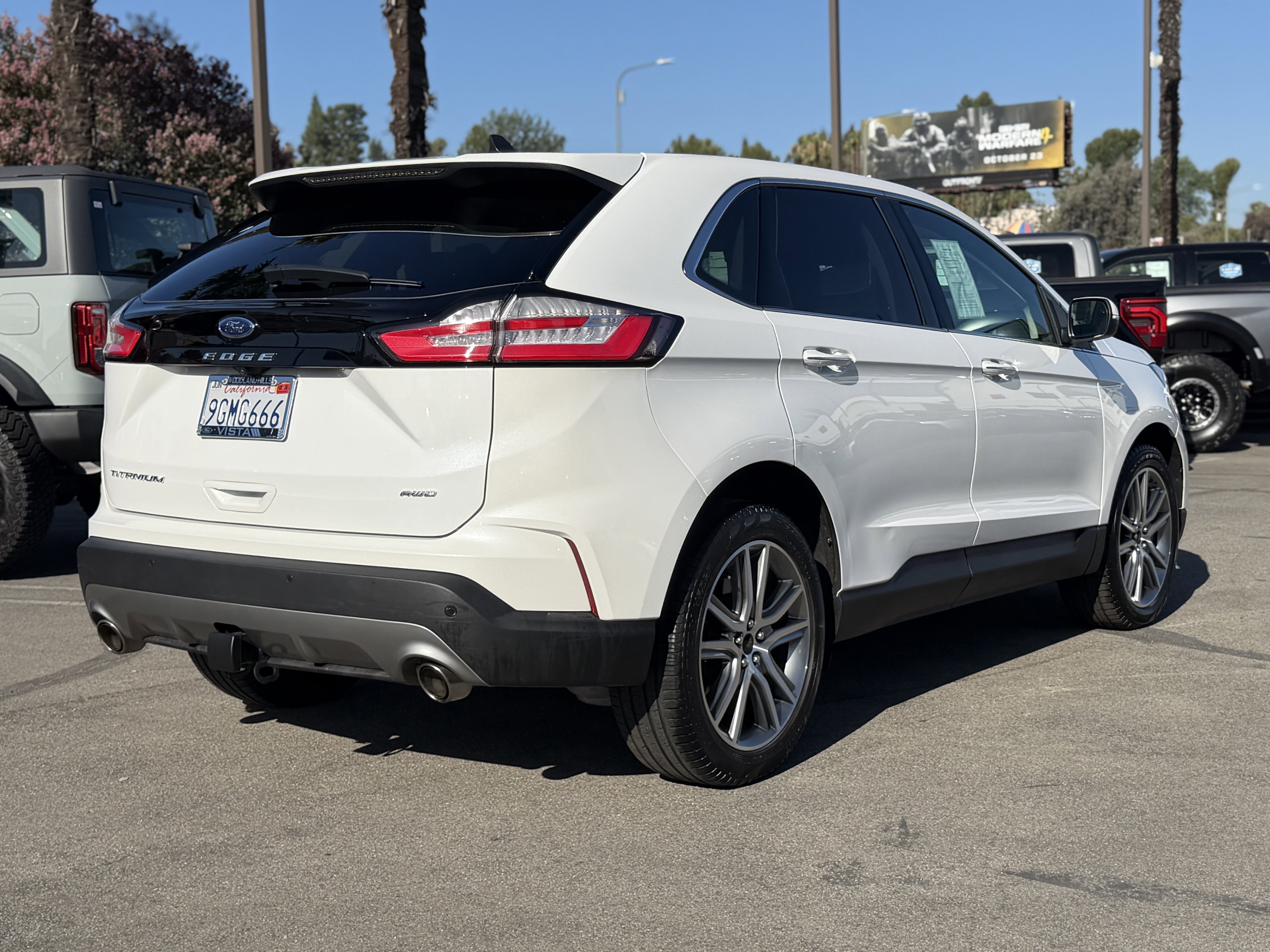2023 Ford Edge Titanium